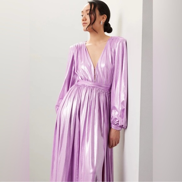 Elegant Lavender Evening Gown - Picture 4 of 11